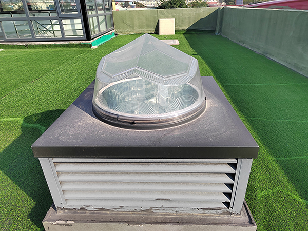 太阳光照明装置